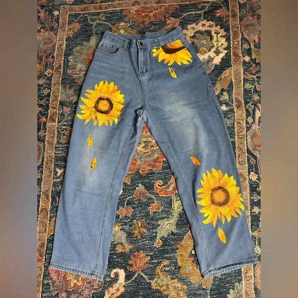 Women’s hand painted sunflower jeans. Size large. - Picture 1 of 4